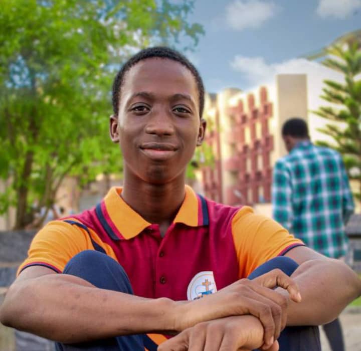 Adefemi Oluwatobi